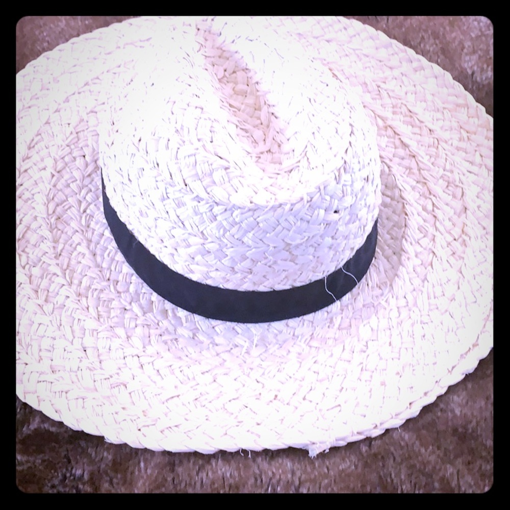 Straw Beach Hat